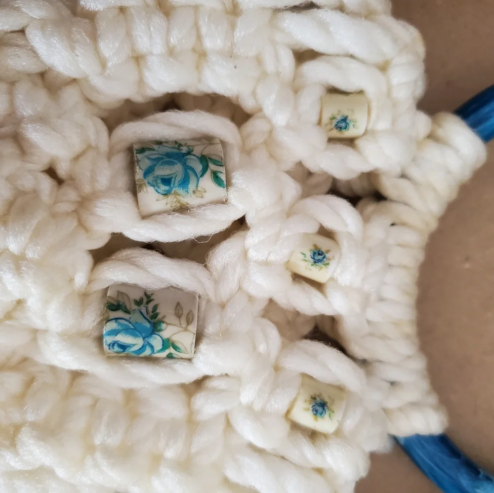Vintage Wall Hanging Macrame W/ Blue Rose Beaded Towel Holder Decor Ivory Cream